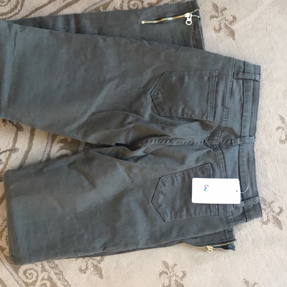 New with tags stretch jean pant - Picture 4 of 4